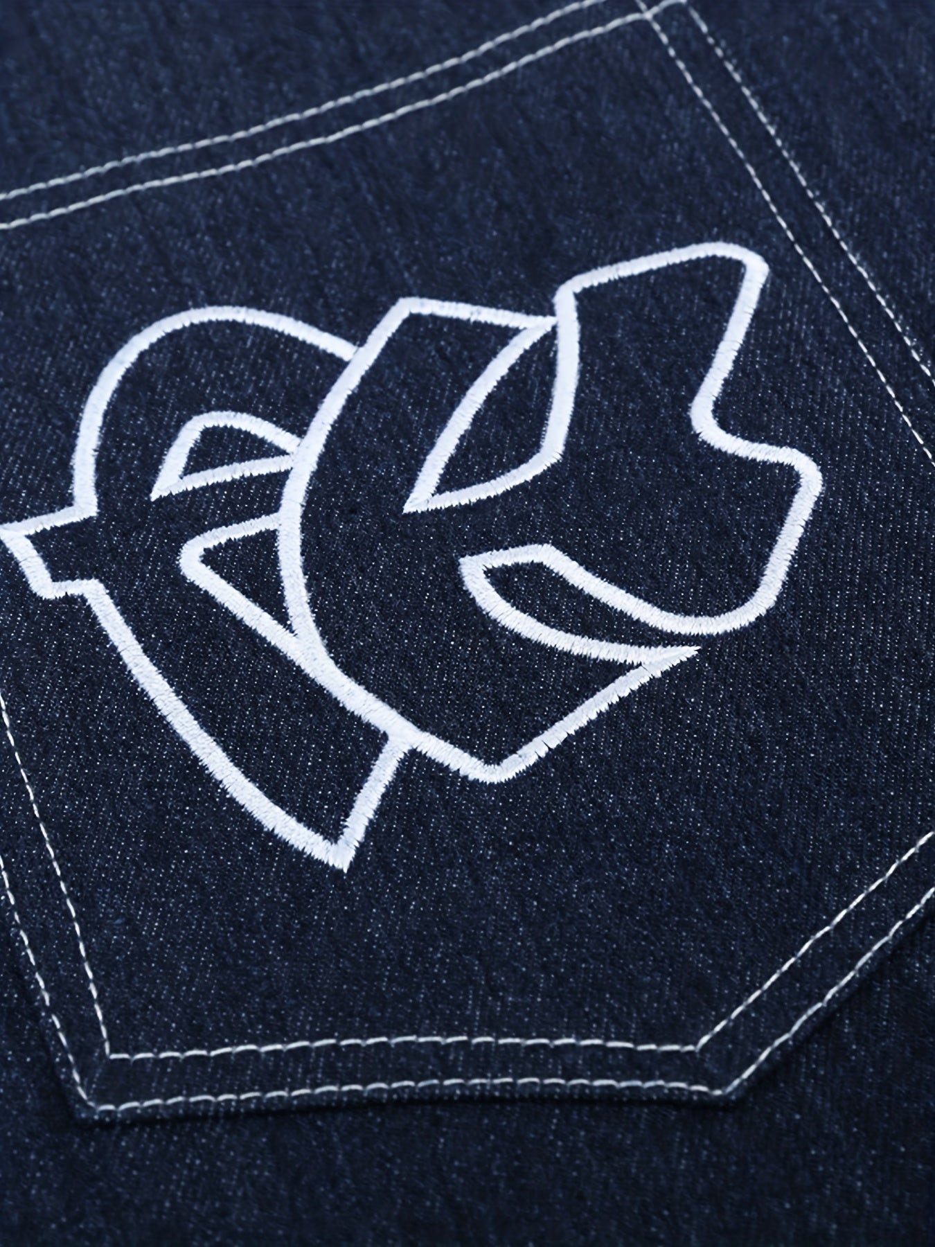 Mens Trendy Embroidered Denim Shorts - Loose Fit, Casual Street Style Jorts - Fashionable Capri Pants for a Relaxed Look