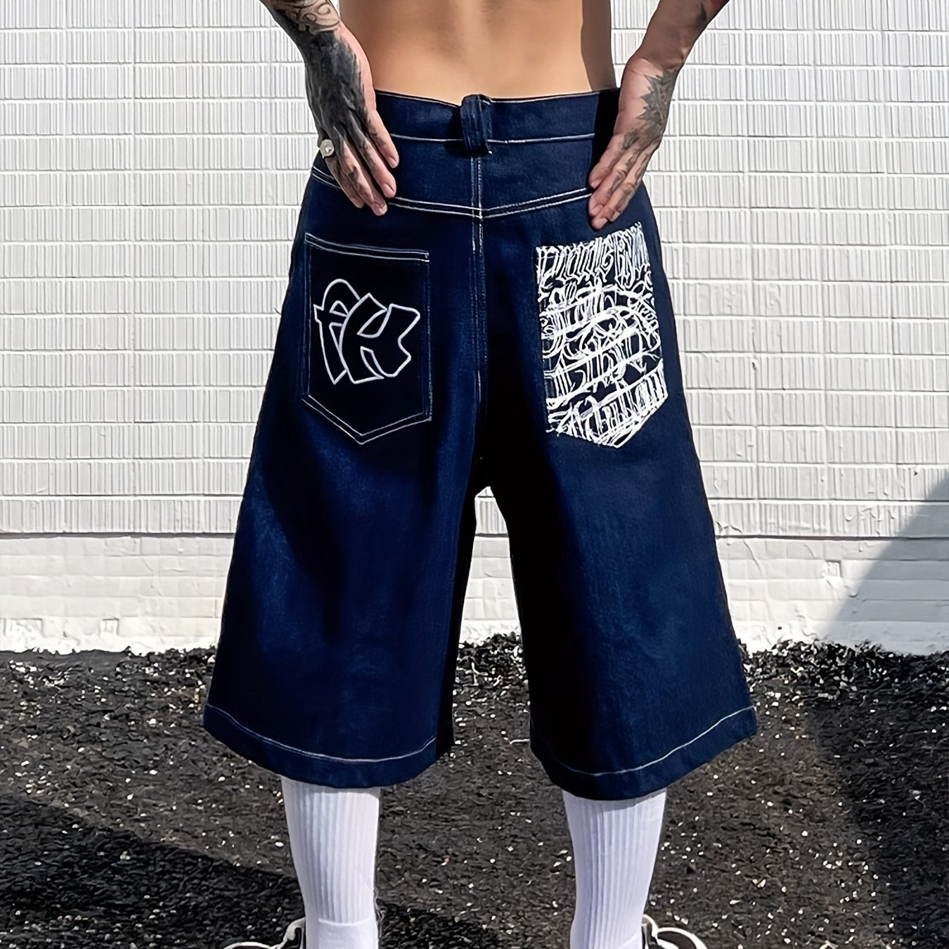 Mens Trendy Embroidered Denim Shorts - Loose Fit, Casual Street Style Jorts - Fashionable Capri Pants for a Relaxed Look