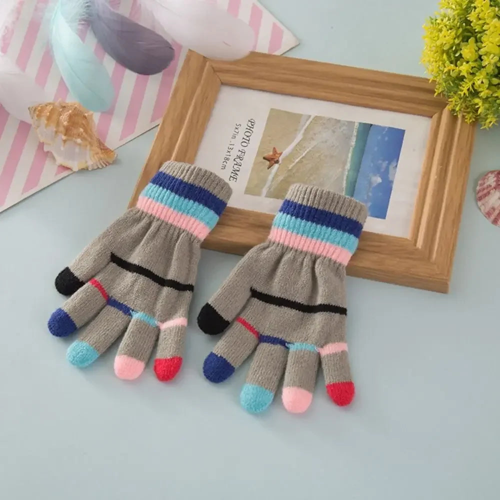 Funny Cartoon Baby Mittens Winter Warm Kids Girl Gloves Children Knitted Mitten Kids Outdoors Thicken Gloves 3-7 Years