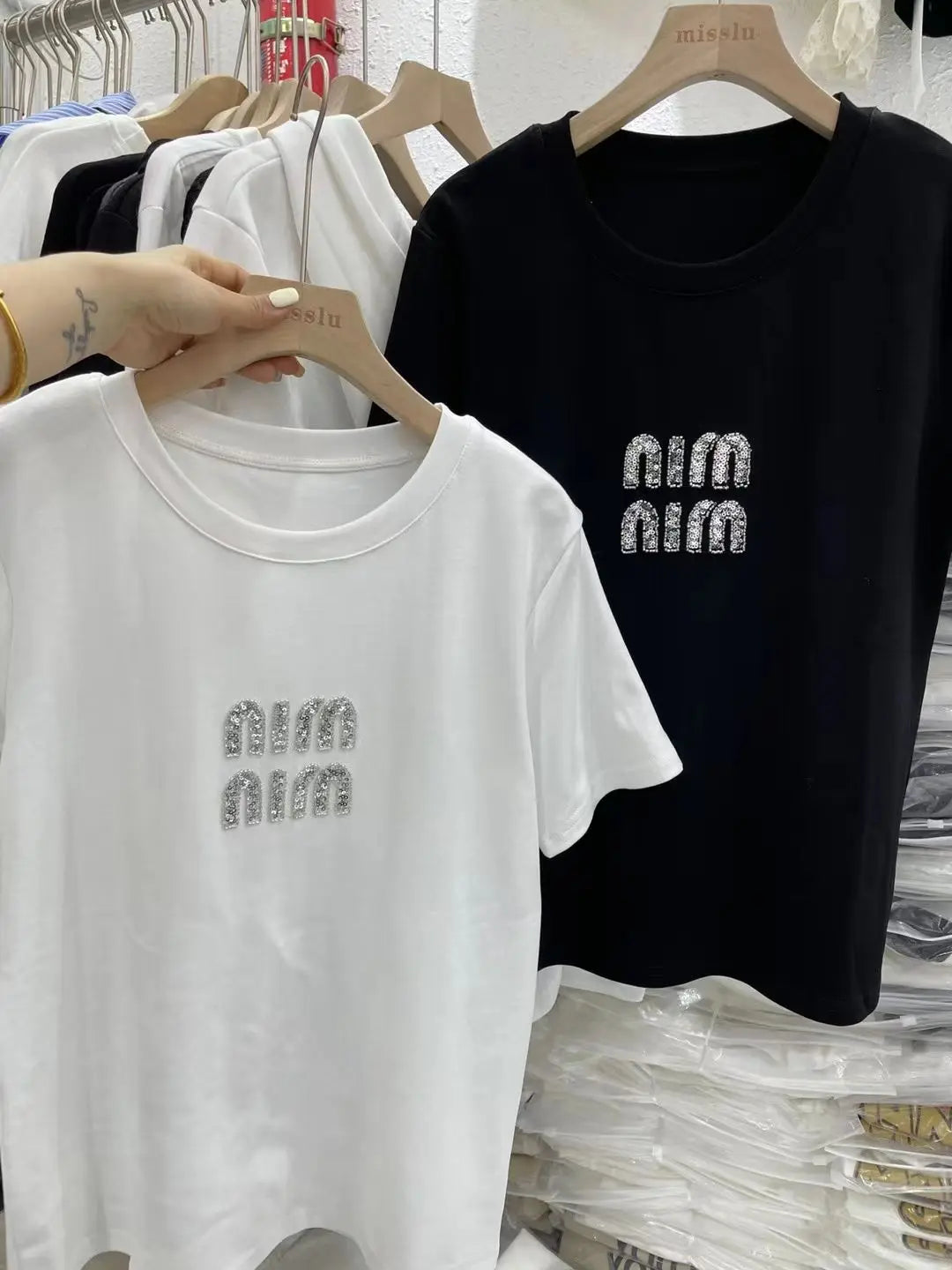 Women's Bead New Round Neck Heavy Industry Short Sleeve Summer T-shirt Fashion Casual Lady T-shirt