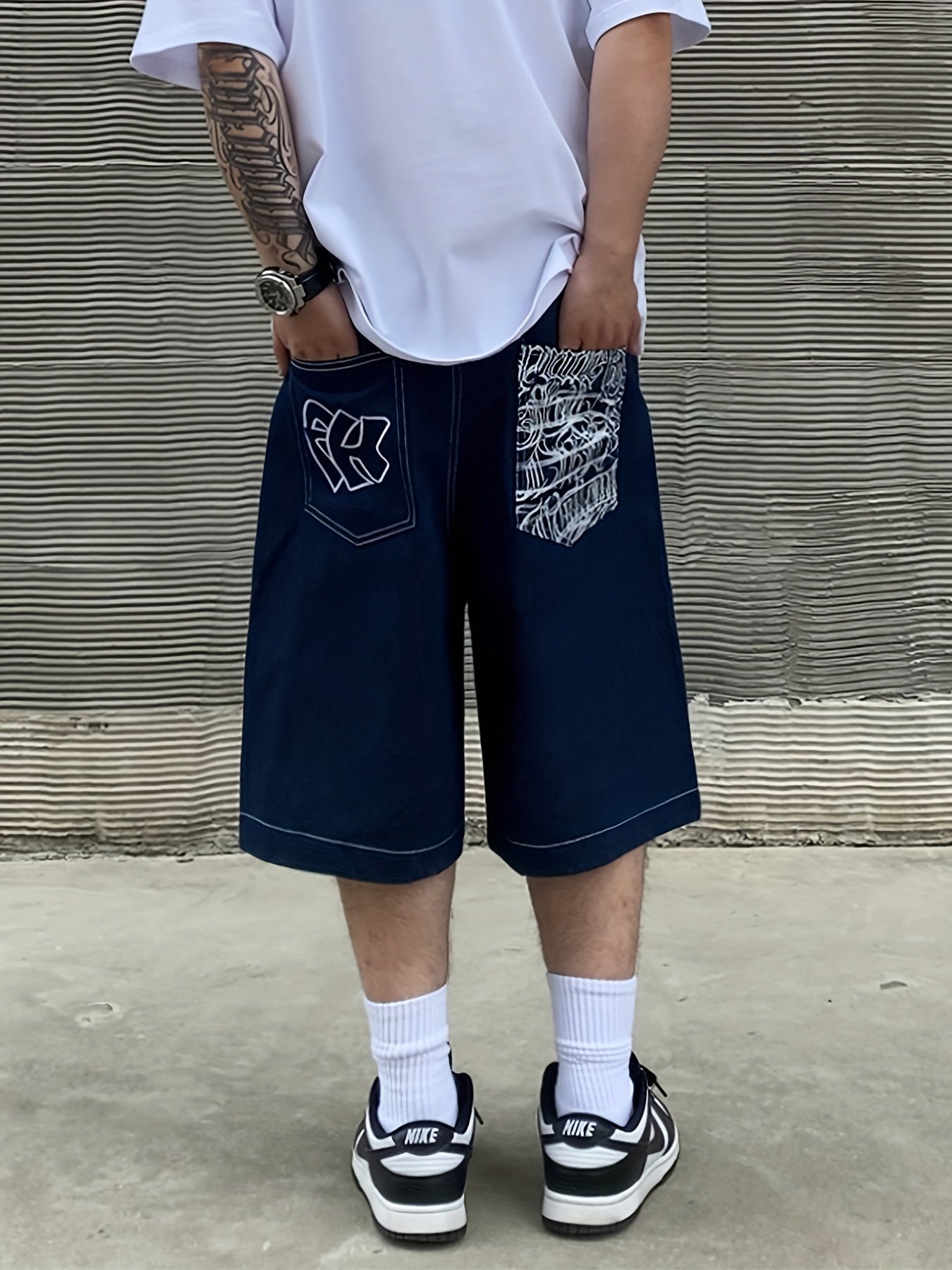 Mens Trendy Embroidered Denim Shorts - Loose Fit, Casual Street Style Jorts - Fashionable Capri Pants for a Relaxed Look